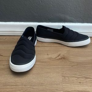 Keds Black slip on sneaker Size 7